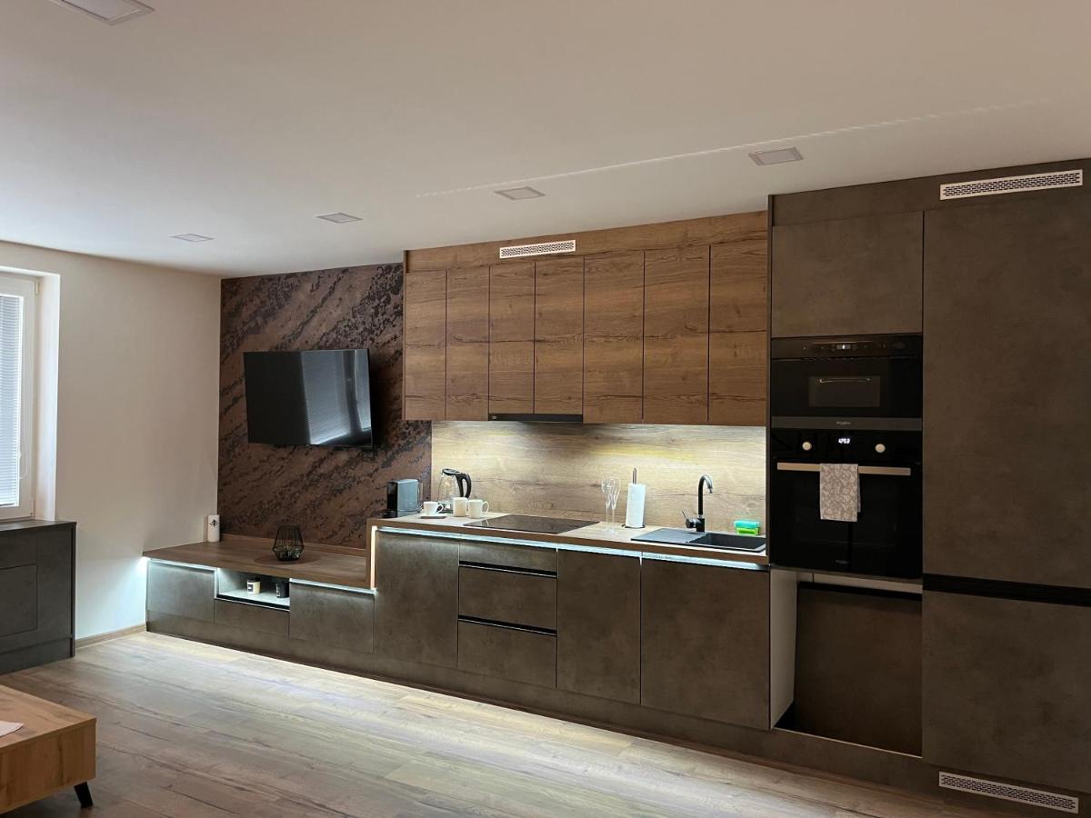 Luxusni Nove Zrekonstruovany Apartman 2Kk - 47M2 - Ostrava Centrum Εξωτερικό φωτογραφία